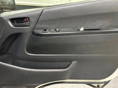 2018 Toyota Hiace = 4X4 = ONLY 123kms