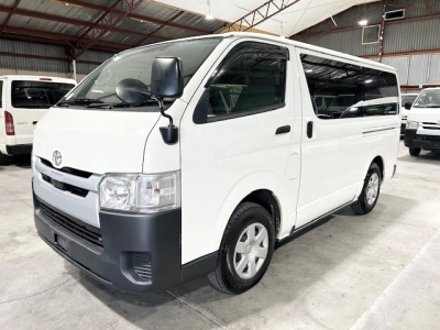 2018 Toyota Hiace = 4X4 = ONLY 123kms