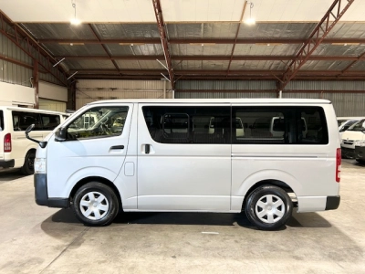 2018 Toyota Hiace *** $4200 REDUCED *** 6 SEATERS