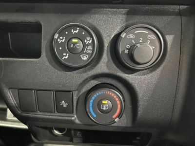 2018 Toyota Hiace *** $4200 REDUCED *** 6 SEATERS