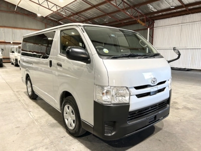 2018 Toyota Hiace *** $4200 REDUCED *** 6 SEATERS