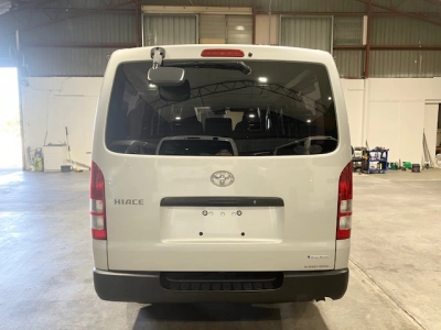 2018 Toyota Hiace 2.8L DIESEL TURBO ***WAS $35,495 NOW $31,495***