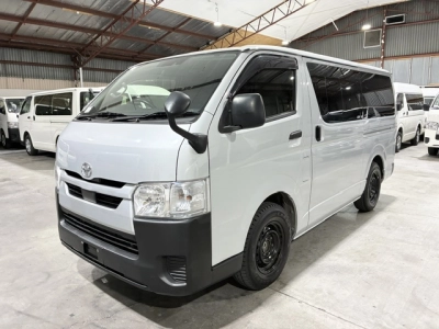 2021 Toyota Hiace Facelift Model =4X4= 6 SEATER