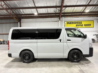 2021 Toyota Hiace Facelift Model =4X4= 6 SEATER