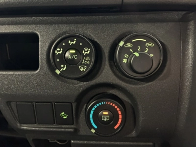 2021 Toyota Hiace Facelift Model =4X4= 6 SEATER
