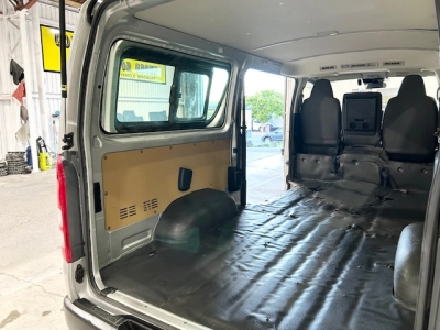 2019 Toyota Hiace =4X4= 6 Seaters $500DISCOUNTED FOR FUEL (1 WEEK ONLY)