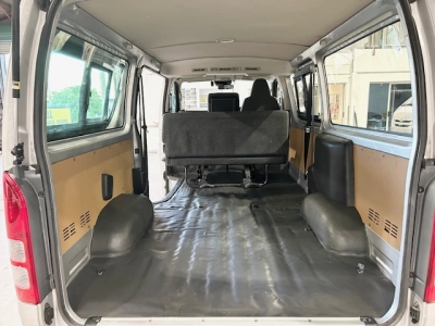 2019 Toyota Hiace =4X4= 6 Seaters $500DISCOUNTED FOR FUEL (1 WEEK ONLY)