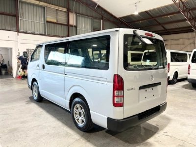 2019 Toyota Hiace =4X4= 6 Seaters $500DISCOUNTED FOR FUEL (1 WEEK ONLY)