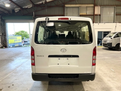 2019 Toyota Hiace =4X4= 6 Seaters $500DISCOUNTED FOR FUEL (1 WEEK ONLY)