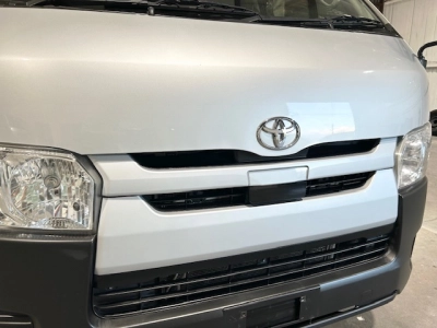 2019 Toyota Hiace =4X4= 6 Seaters $500DISCOUNTED FOR FUEL (1 WEEK ONLY)
