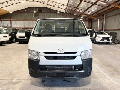 2020 Toyota Hiace = 4WD 4WD = NEW YEAR SALE