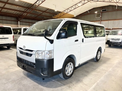 2020 Toyota Hiace = 4WD 4WD = NEW YEAR SALE