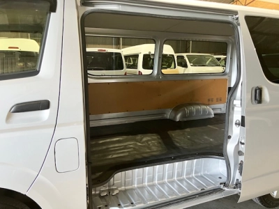 2020 Toyota Hiace Facelift Model =4x4= ON SALE NOW