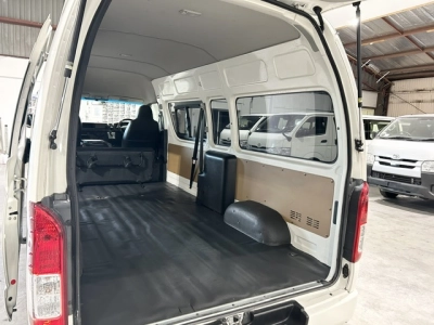2017 Toyota Hiace 4X4 SUPER LONG WHEEL BASE _ GL PACKAGE