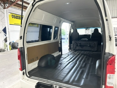2017 Toyota Hiace 4X4 SUPER LONG WHEEL BASE _ GL PACKAGE