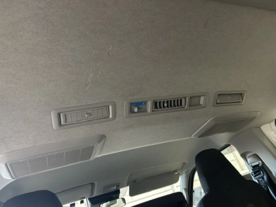2020 Toyota Hiace / 6 Seaters! REAR AIRCON!!