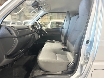 2020 Toyota Hiace GL PACKAGE =4X4= 