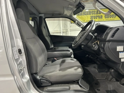 2018 Toyota Hiace =4X4= $1000 DISCOUNTED for Fuel