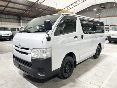 2018 Toyota Hiace =4X4= $1000 DISCOUNTED for Fuel