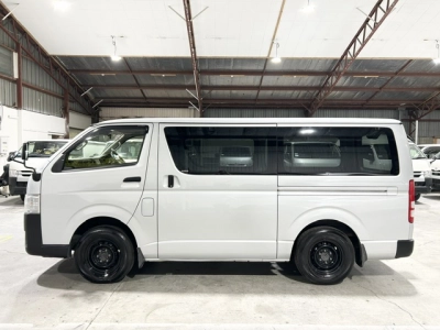 2018 Toyota Hiace =4X4= $1000 DISCOUNTED for Fuel