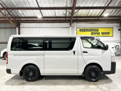 2018 Toyota Hiace =4X4= $1000 DISCOUNTED for Fuel