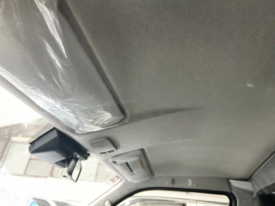 2018 Toyota Hiace =4X4= $1000 DISCOUNTED for Fuel
