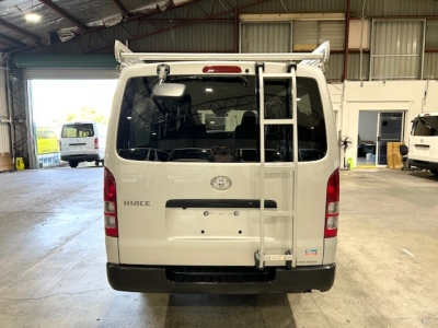 2021 Toyota Hiace Facelift Model 4X4 4X4 4X4 =ROOFRACK=