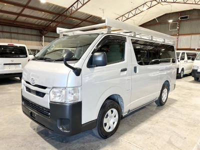 2021 Toyota Hiace Facelift Model 4X4 4X4 4X4 =ROOFRACK=