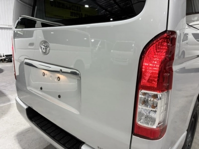 2018 Toyota Hiace GLPACKAGE =2WD= DUAL AIRBAGS / 6 SEATER