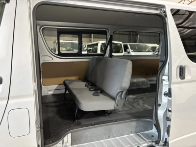 2018 Toyota Hiace GLPACKAGE =2WD= DUAL AIRBAGS / 6 SEATER