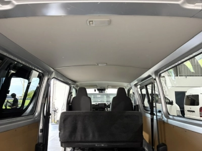 2018 Toyota Hiace GLPACKAGE =2WD= DUAL AIRBAGS / 6 SEATER