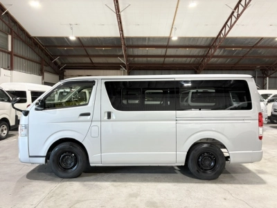 2018 Toyota Hiace GLPACKAGE =2WD= DUAL AIRBAGS / 6 SEATER