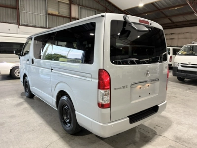 2018 Toyota Hiace GLPACKAGE =2WD= DUAL AIRBAGS / 6 SEATER