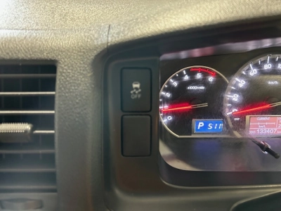 2019 Toyota Hiace =4x4= Dual Airbags - Parking Sensors 