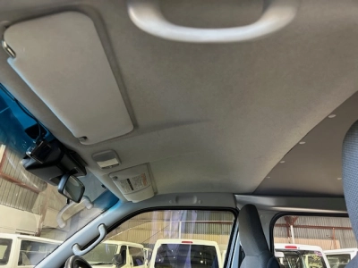 2018 Toyota Hiace 4WD * FREE ROOF RACK * 