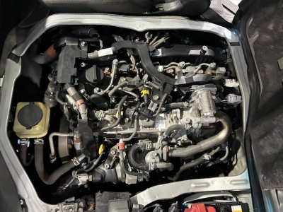 2018 Toyota Hiace 4WD * FREE ROOF RACK * 