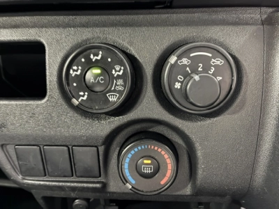 2017 Toyota Hiace ** 3L** =2wd= MID YEAR SUPER SALE