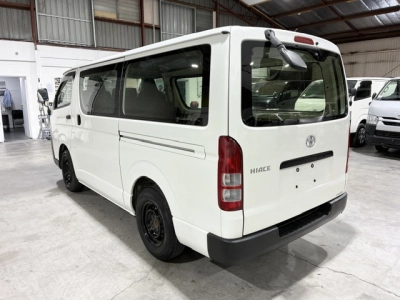2017 Toyota Hiace ** 3L** =2wd= MID YEAR SUPER SALE