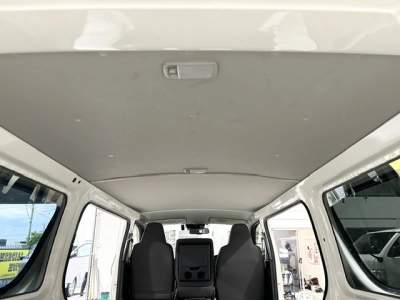 2018 Toyota Hiace =2WD= Free Mag Wheels 