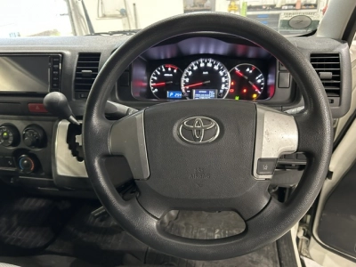2018 Toyota Hiace =2WD= Free Mag Wheels 