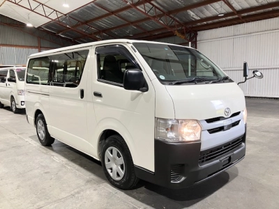 2018 Toyota Hiace LWB DIESEL TURBO 2.8L ** 6 SEATERS ** $4400 REDUCED ** ** SOLD ... SOLD ... SOLD