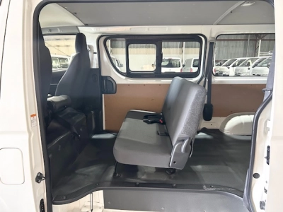 2022 Toyota Hiace Facelift = 4X4 = 6 Seaters