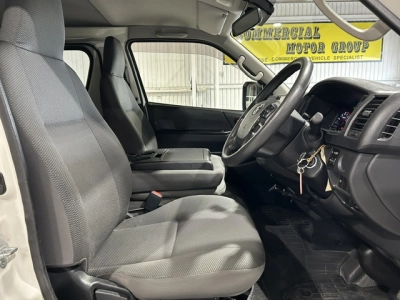 2020 Toyota Hiace =4X4= Facelift Model 6 SEATERS ** $1000 DISCOUNTED for Fuel