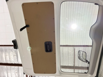 2020 Toyota Hiace = 4X4 = REAR AIRCON / 6 SEATER !!