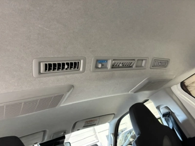2020 Toyota Hiace = 4X4 = REAR AIRCON / 6 SEATER !!