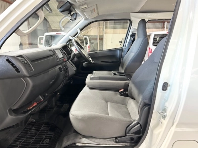 2020 Toyota Hiace ** LATEST FACELIFTMODEL ** 2.8L Diesel