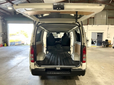 2020 Toyota Hiace ** LATEST FACELIFTMODEL ** 2.8L Diesel