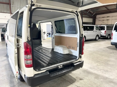 2020 Toyota Hiace ** LATEST FACELIFTMODEL ** 2.8L Diesel