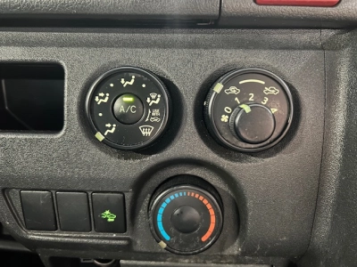 2020 Toyota Hiace ** LATEST FACELIFTMODEL ** 2.8L Diesel