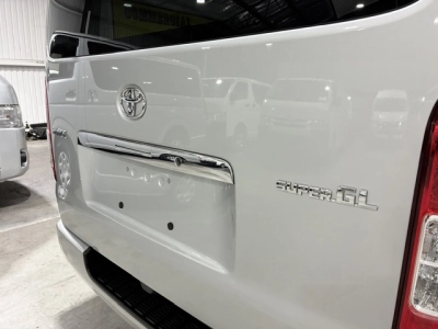 2021 Toyota Hiace 4X4 **SUPER GL** 5 SEATER!!